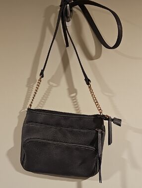 Chic Gray Crossbody Bag with Gold Chain Accent